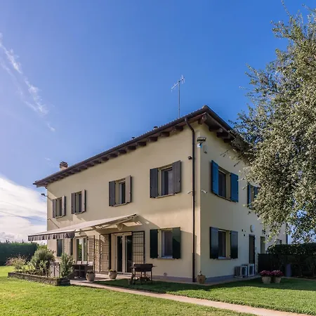 Villa F Tale Malalbergo